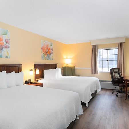 Fireside Inn & Suites West Lebanon Bagian luar foto