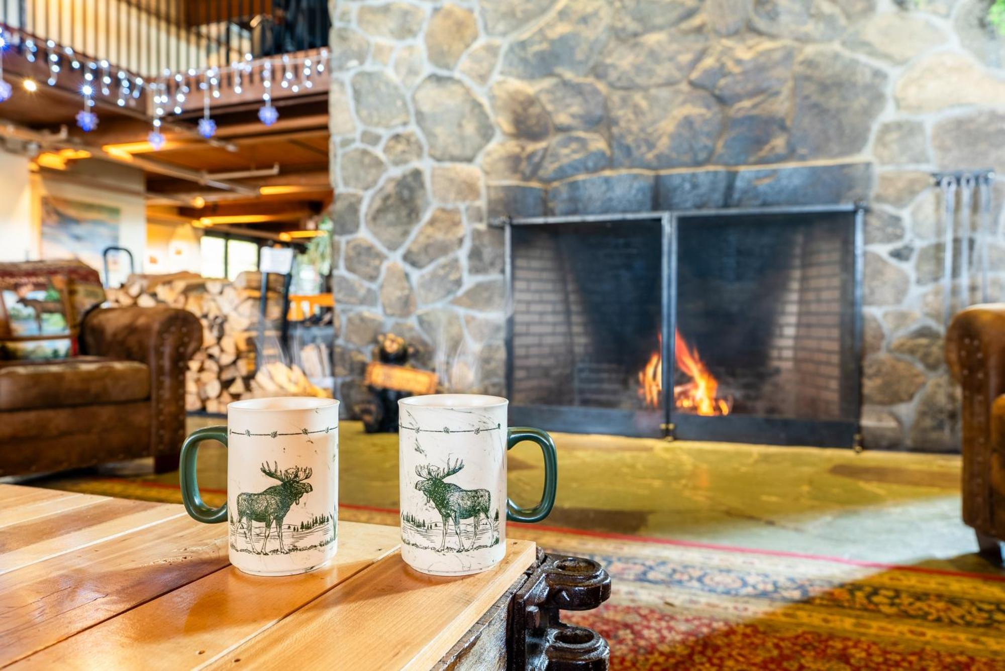 Fireside Inn & Suites West Lebanon Bagian luar foto