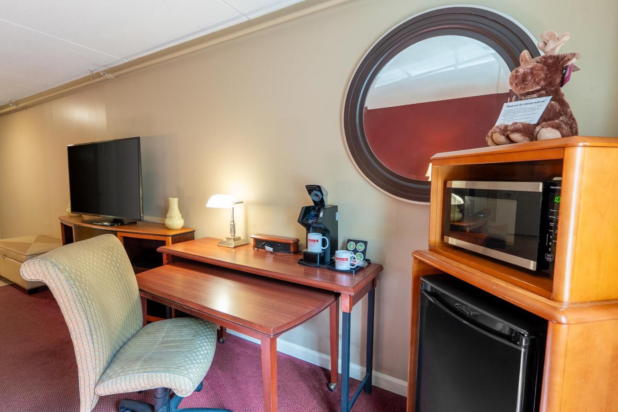 Fireside Inn & Suites West Lebanon Ruang foto